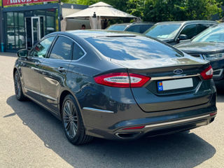 Ford Mondeo foto 6