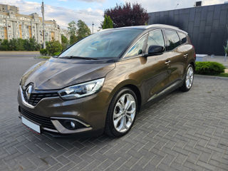 Renault Megane foto 1