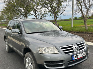 Volkswagen Touareg foto 2