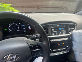 Hyundai IONIQ foto 3