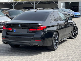 BMW 5 Series foto 3