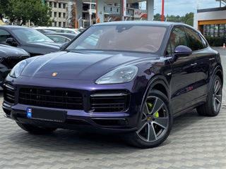 Porsche Cayenne Coupe foto 1