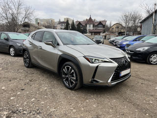 Lexus UX foto 3