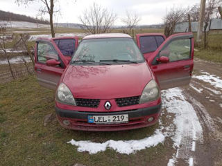 Renault Clio foto 4