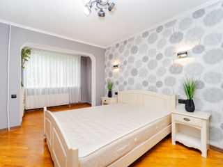 Apartament cu 3 camere, 70 m², Buiucani, Chișinău foto 3