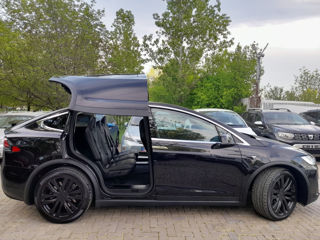 Tesla Model X foto 7