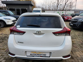 Toyota Auris foto 14