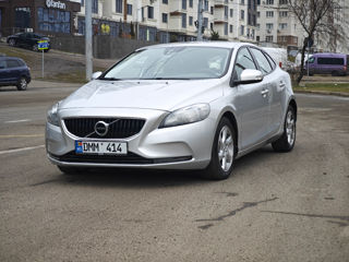 Volvo V40 foto 2