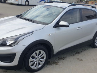 KIA Rio X-Line foto 4