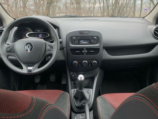 Renault Clio foto 3