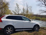 Volvo XC60 foto 2