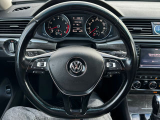 Volkswagen Passat foto 8