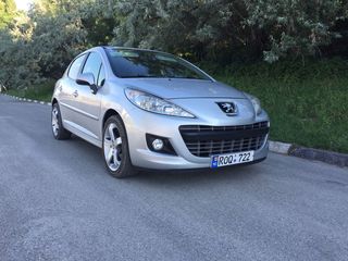 Peugeot 207 foto 1