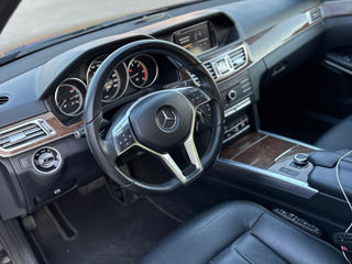 Mercedes E-Class фото 10