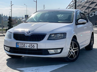 Skoda Octavia foto 3