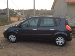 Renault Scenic foto 1