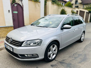 Volkswagen Passat foto 3