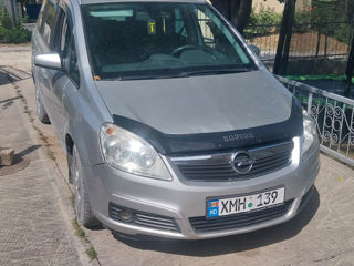 Opel Zafira foto 3