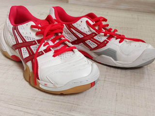 Кроссовки Asics. 800 лей. Новые. foto 1