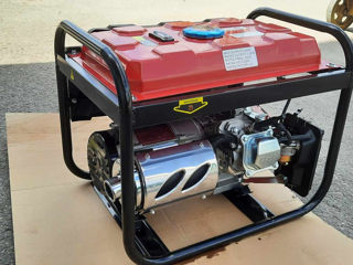 Generator electric pe benzina 3,2 KW pornire electric start key foto 2