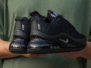 Nike Air Max 720-818 Black foto 4