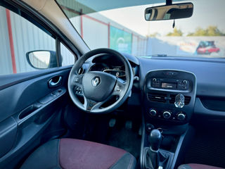 Renault Clio foto 11