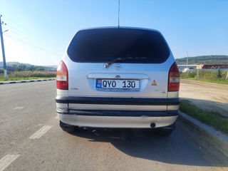 Opel Zafira foto 3