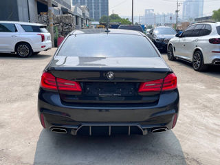 BMW 5 Series foto 4