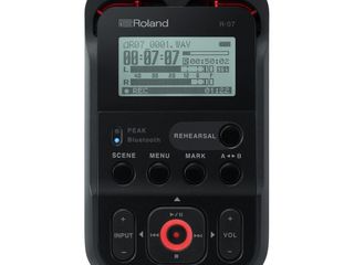 Roland R-07 (black) диктофон цифровой новый !!! для видео операторов. (запечатанный) foto 10