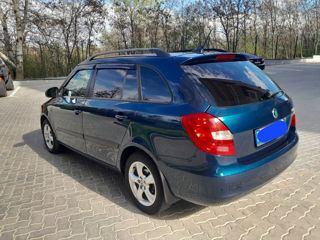 Skoda Fabia foto 2