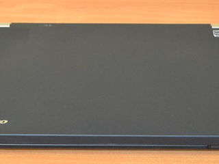 Lenovo ThinkPad T530 (intel Core i7 3630QM/ 8GB RAM/ 256GB SSD/ Nvidia GeForce) foto 4
