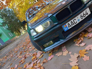 BMW 3 Series foto 2