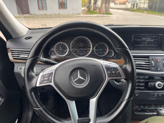 Mercedes E-Class фото 7