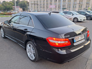 Mercedes E-Class foto 3