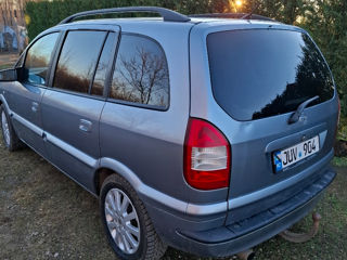 Opel Zafira foto 6