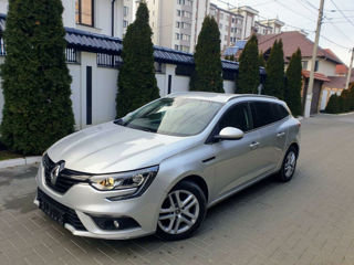 Renault Megane foto 2