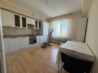 Apartament cu 1 cameră, 53 m², Buiucani, Chișinău foto 5