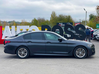 BMW 5 Series foto 5