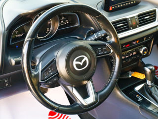 Mazda 3 фото 1