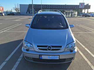 Opel Zafira foto 6