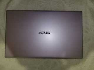 Vind laptop Asus 17.3" foto 2