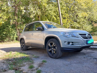 Volkswagen Tiguan foto 2