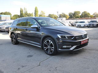 Volkswagen Passat foto 3