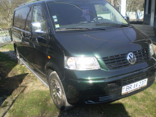 Volkswagen T5 foto 4