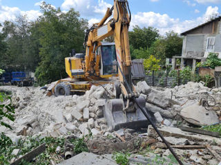 Demolări case, clădiri. foto 3