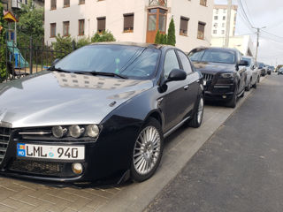 Alfa Romeo 159 foto 2