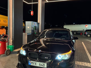 BMW 5 Series фото 5