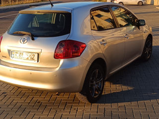 Toyota Auris foto 3