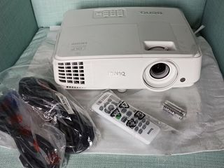 видеопроектор BenQ световой поток 3300 Lm,HDMI, полный комплект, пробный тест, гарантия и чек