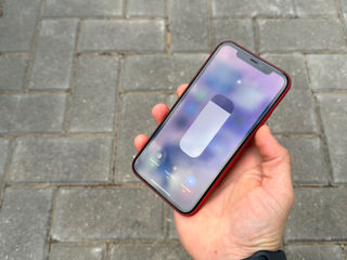 Iphone 11 Red 64Gb foto 7